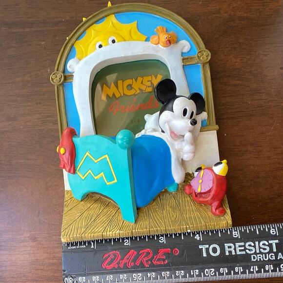 Vintage Disney Classic Mickey Mouse & Friends Picture Frame Bedtime Old School - Picture 11 of 12